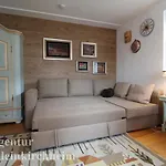 Jodler - In Position *